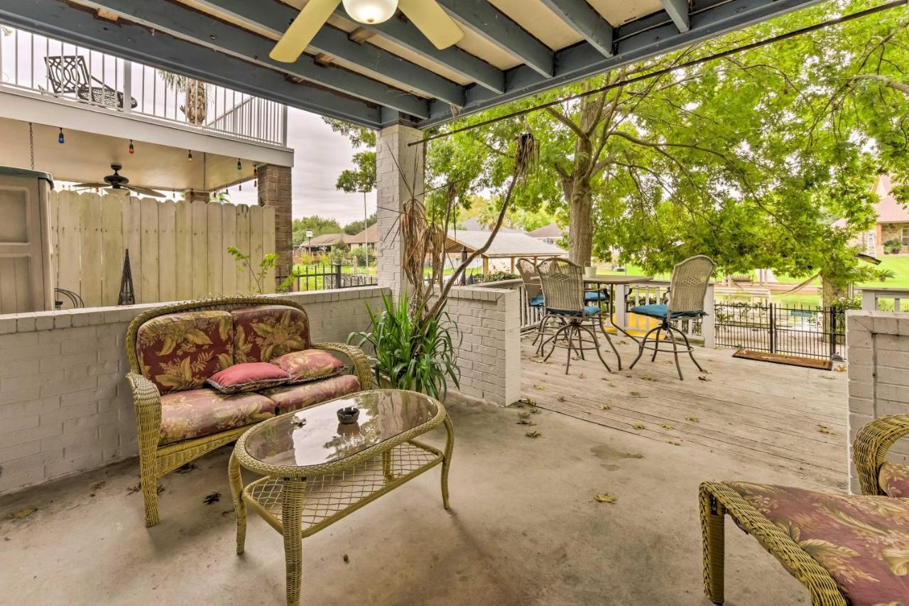 Willis Quiet Lake Conroe Townhome With 2 Boat Slips! מראה חיצוני תמונה