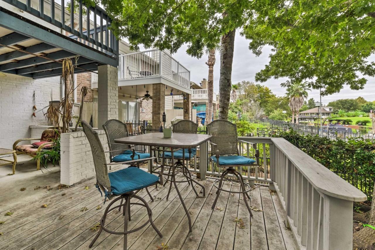 Willis Quiet Lake Conroe Townhome With 2 Boat Slips! מראה חיצוני תמונה